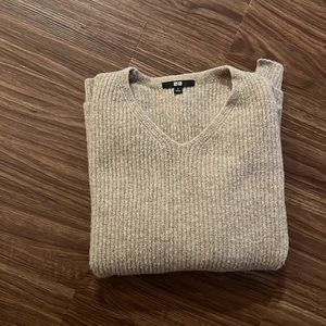 Uniqlo Sweater